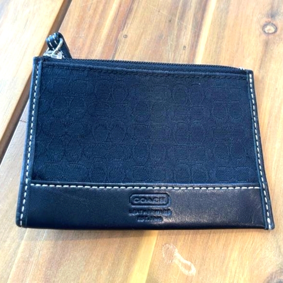 Coach Vintage Black Monogram Card Holder With Leather Trim - Picture 1 of 3